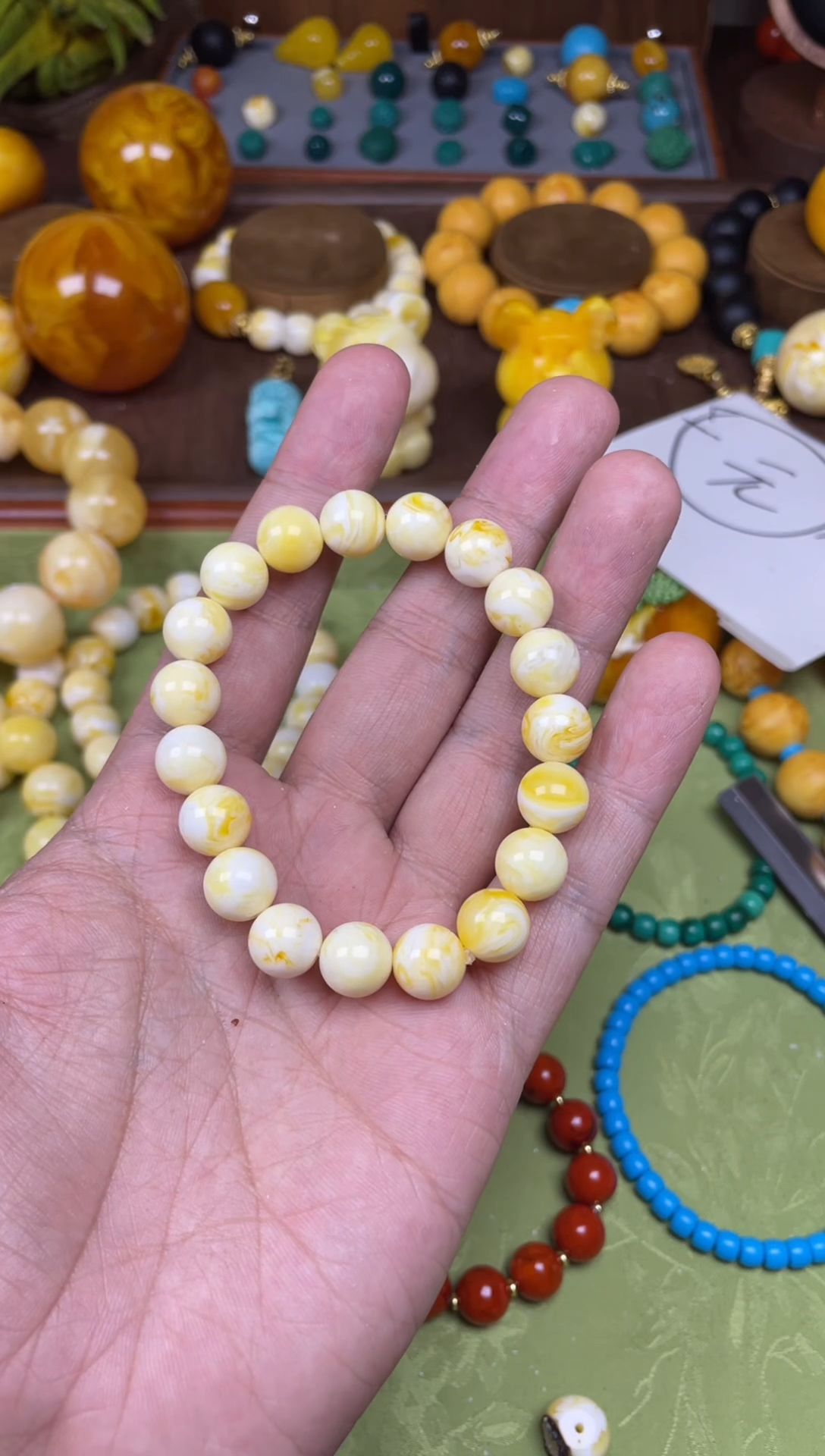 未镶嵌蜜蜡裸石10MM金瓷白1条