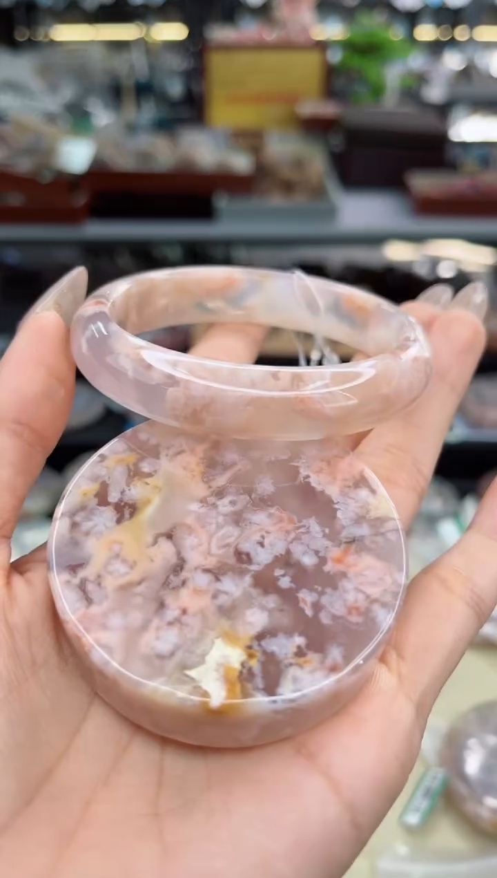 【闪购商品】石英质玉手镯未镶嵌59圈口（赠品镯心）6572328