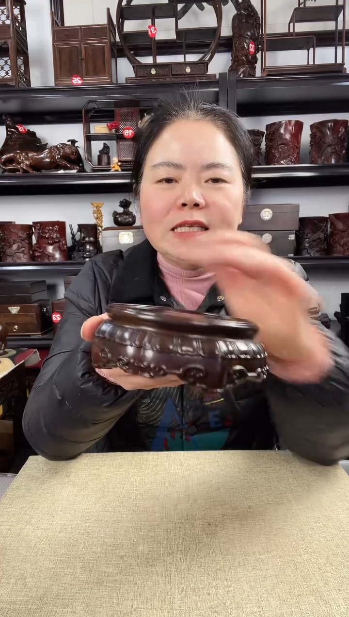 木整2老李红木工艺品