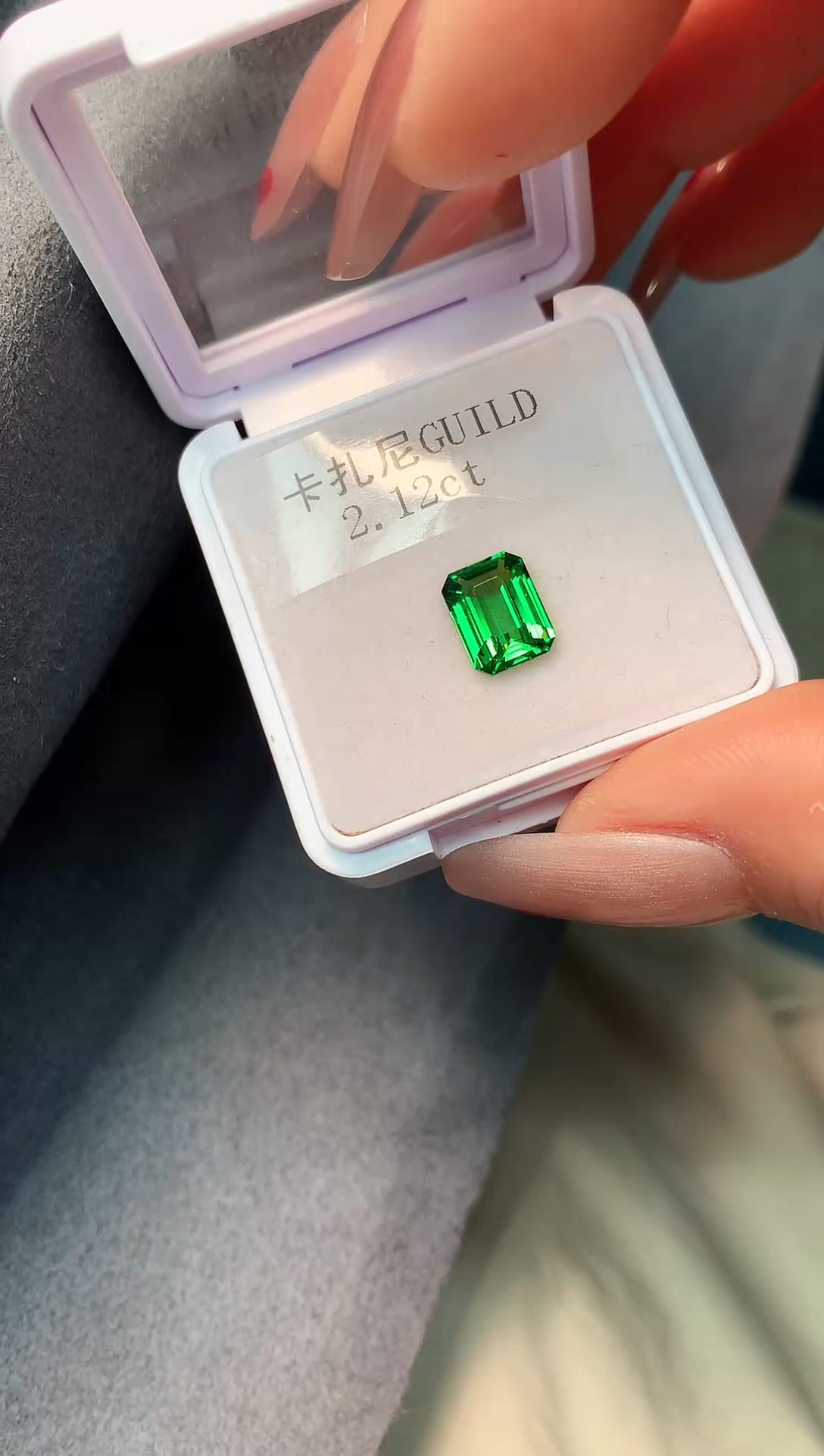 【闪购商品】石榴石（芬达石）耳饰未镶嵌2.12克拉卡扎尼