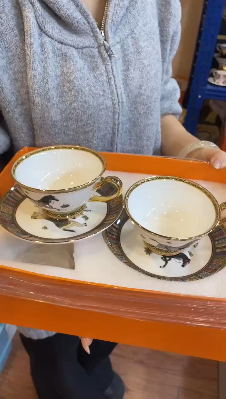 杯鸿辉家品牌瓷器，京东包邮！