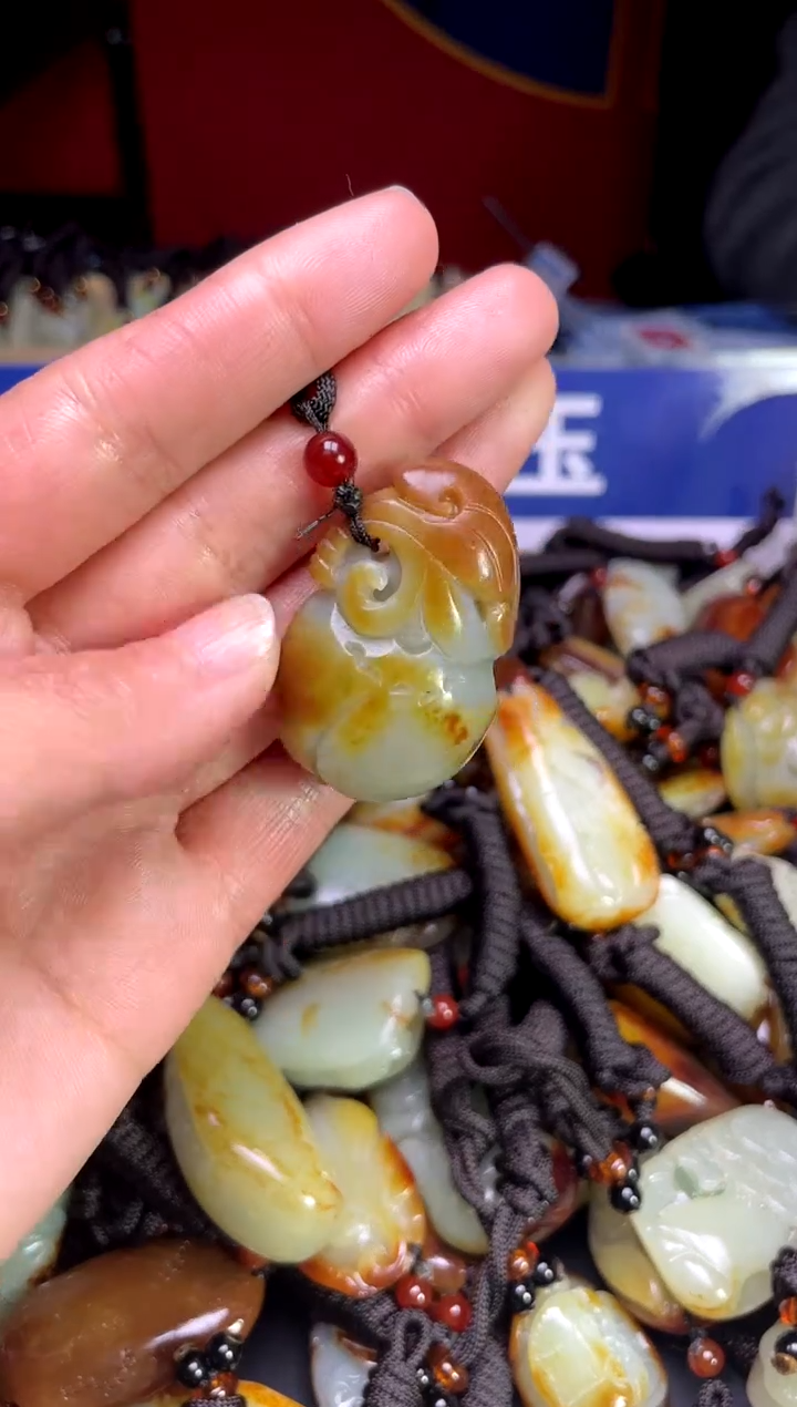 【闪购商品】和田玉颈饰未镶嵌123