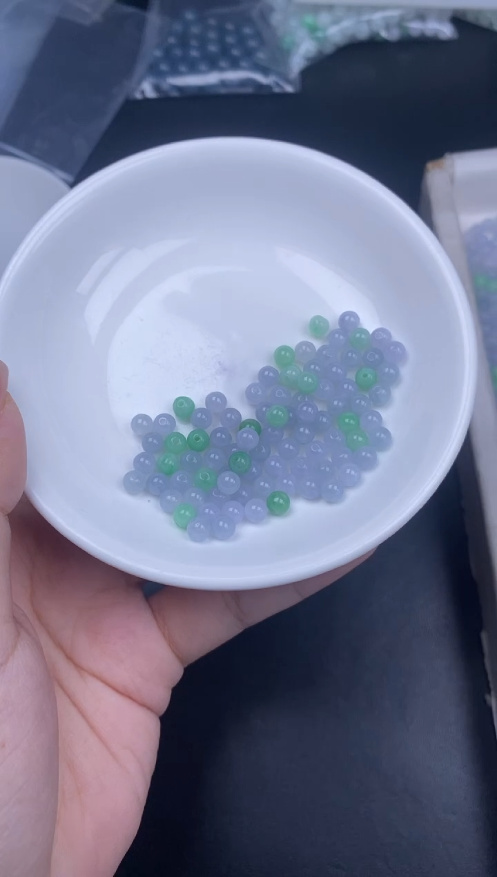 颈饰未镶嵌翡翠Y**o翡翠散珠diy