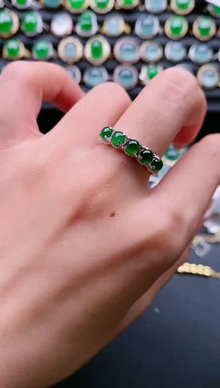 【闪购商品】翡翠戒指银S925镶嵌111111