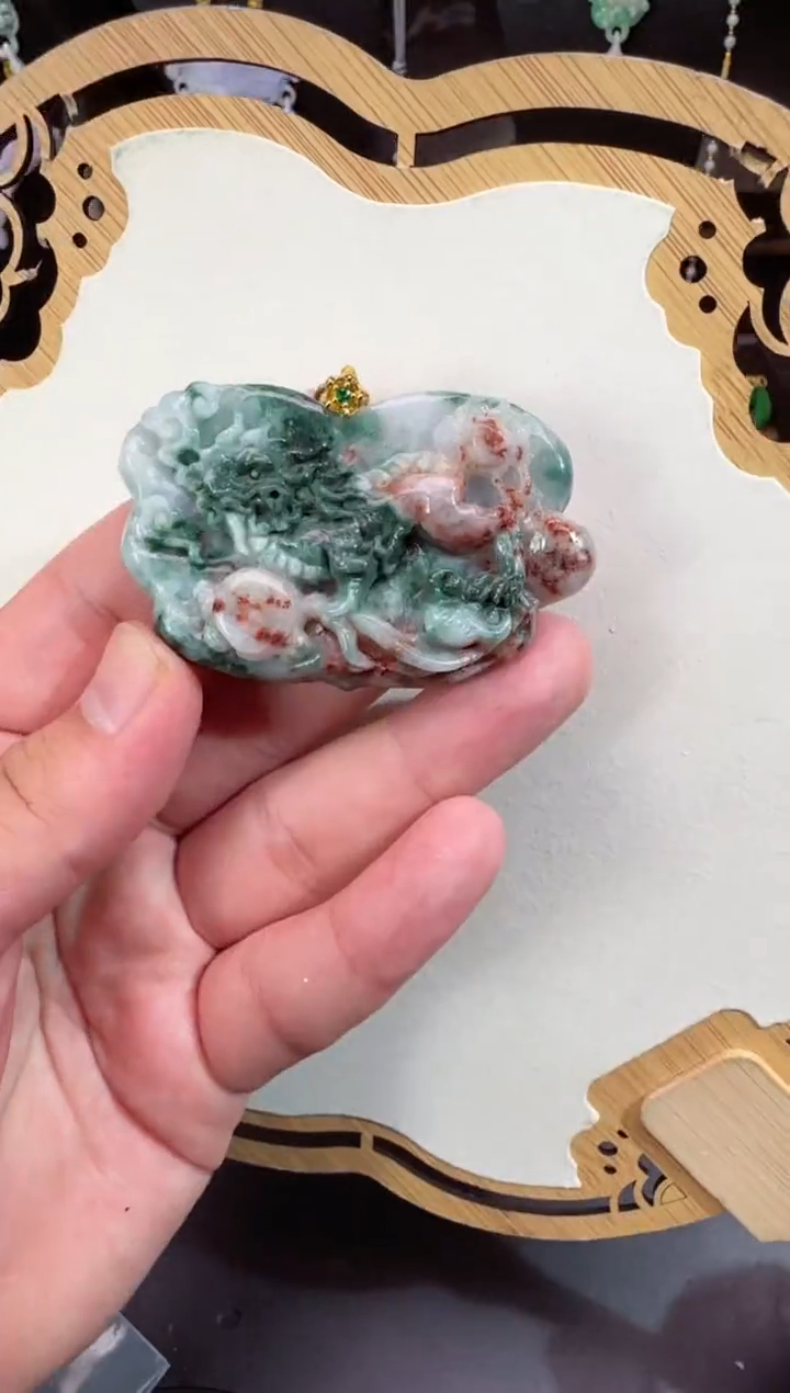 【闪购商品】翡翠颈饰未镶嵌牌子