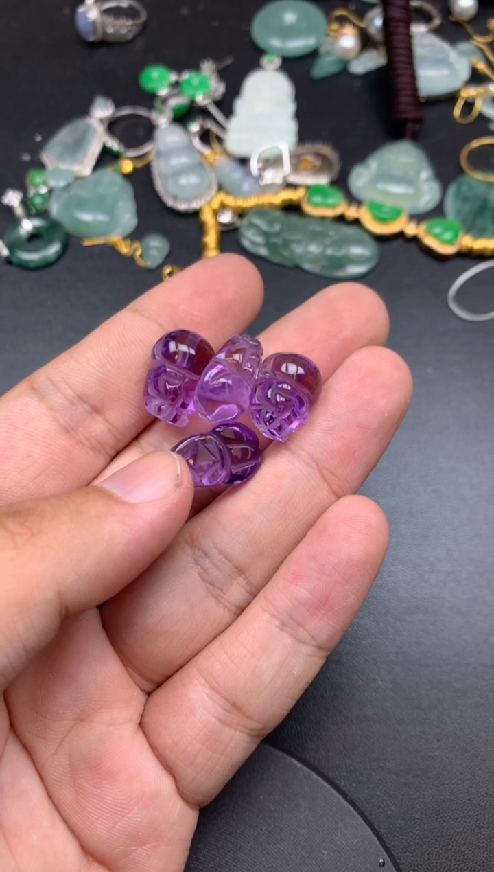 颈饰未镶嵌和田玉兔*金木商品不退不换