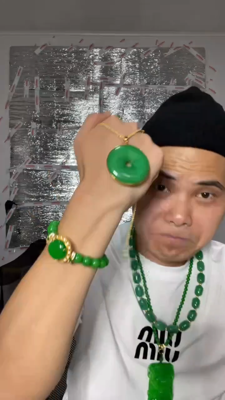 翡翠未镶嵌吊坠(赠链)【小伍珠宝】缅料45m平安扣