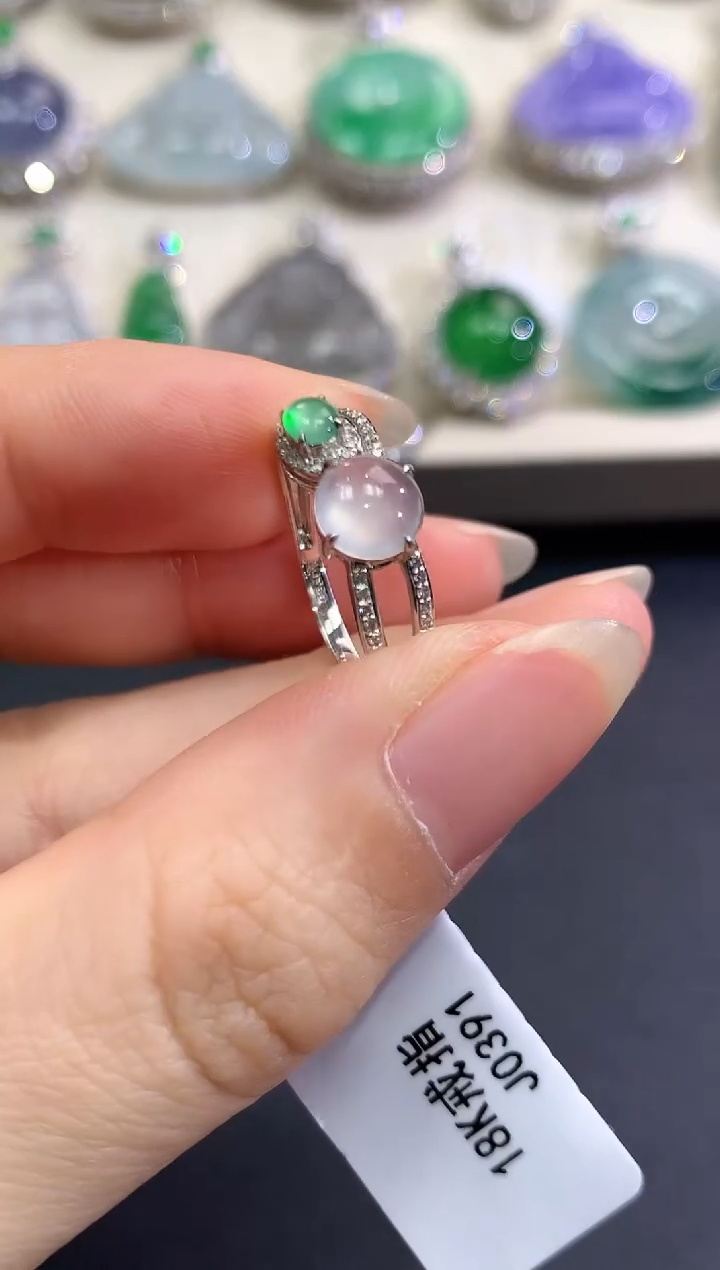 【闪购商品】翡翠戒指18K金镶嵌B15