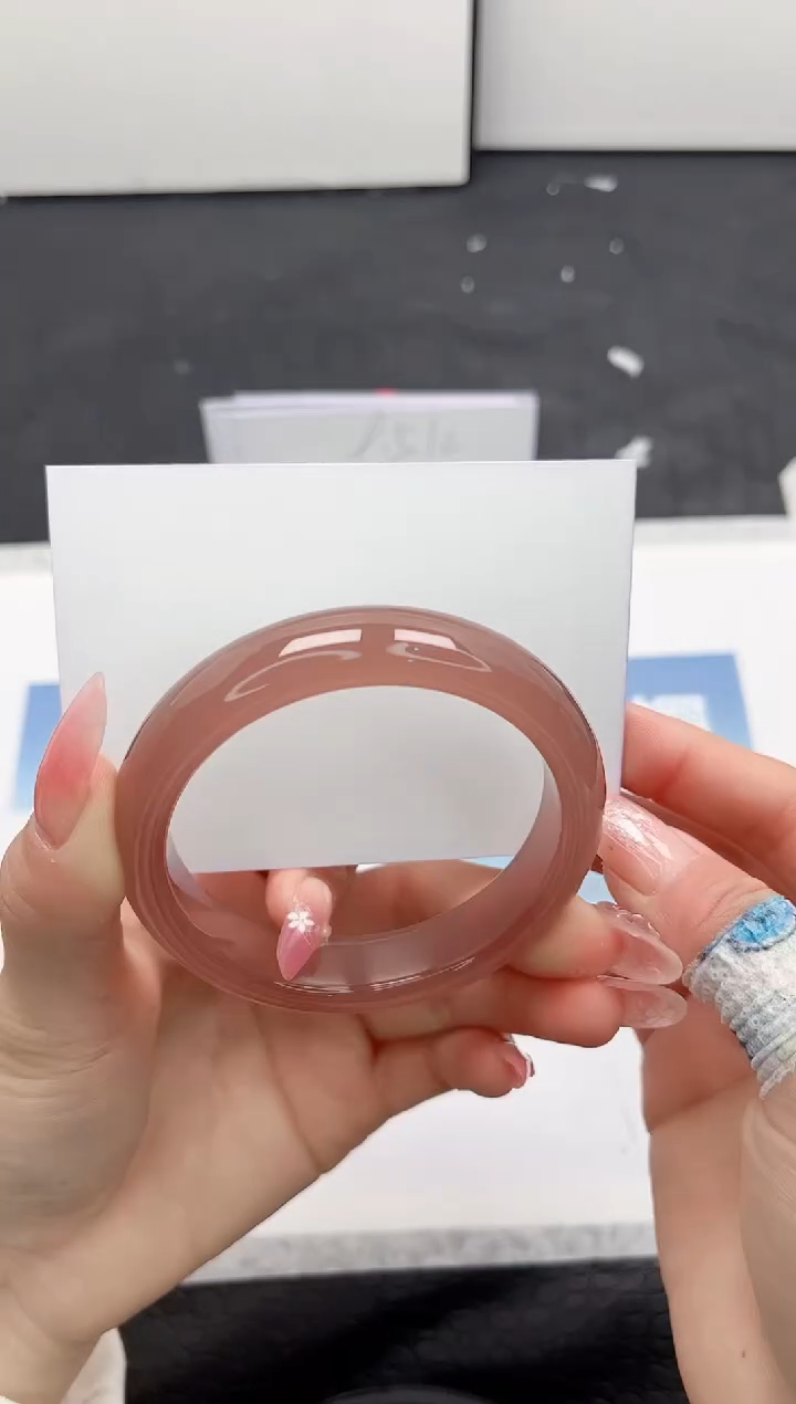 【闪购商品】石英质玉手镯未镶嵌139-56.5