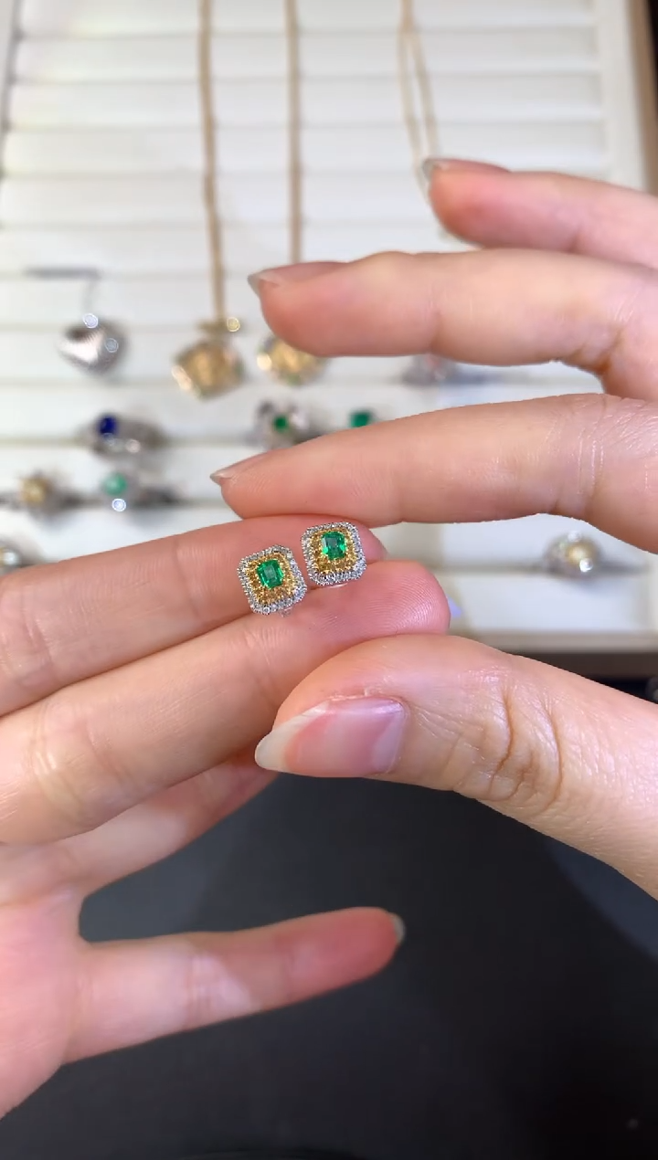 【闪购商品】祖母绿耳饰18K金镶嵌S141|2999