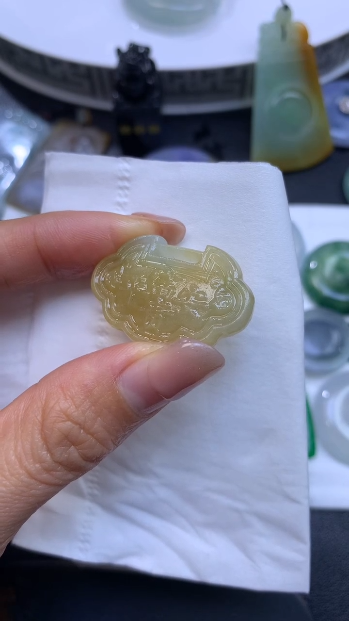 【闪购商品】定制翡翠未镶嵌翡翠