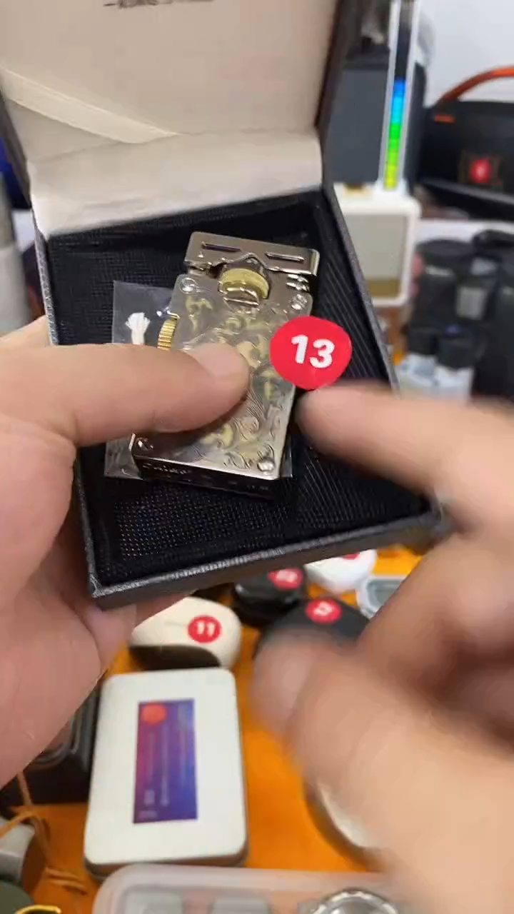  闪购商品 如图所示