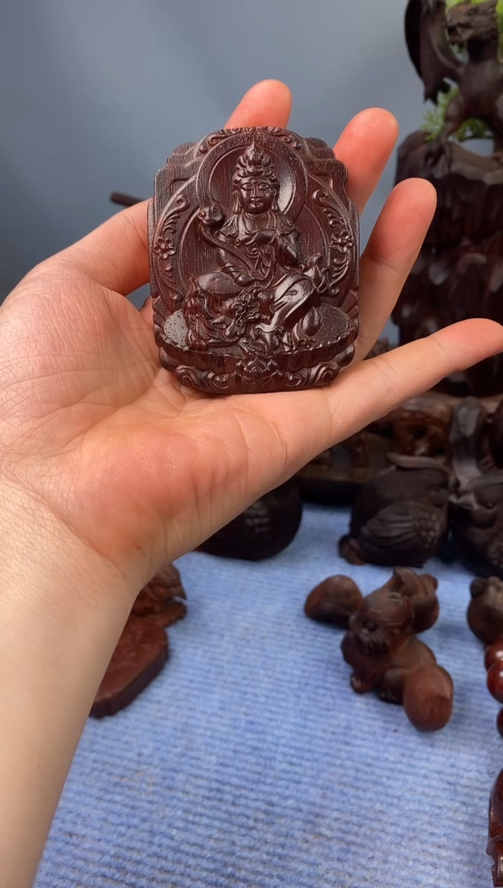 檀香紫檀（小叶紫檀）三****?大牌子