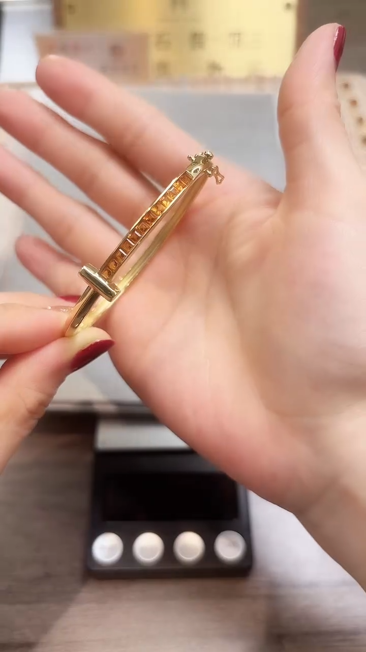 【闪购商品】水晶手镯银S925镶嵌09天然宝石