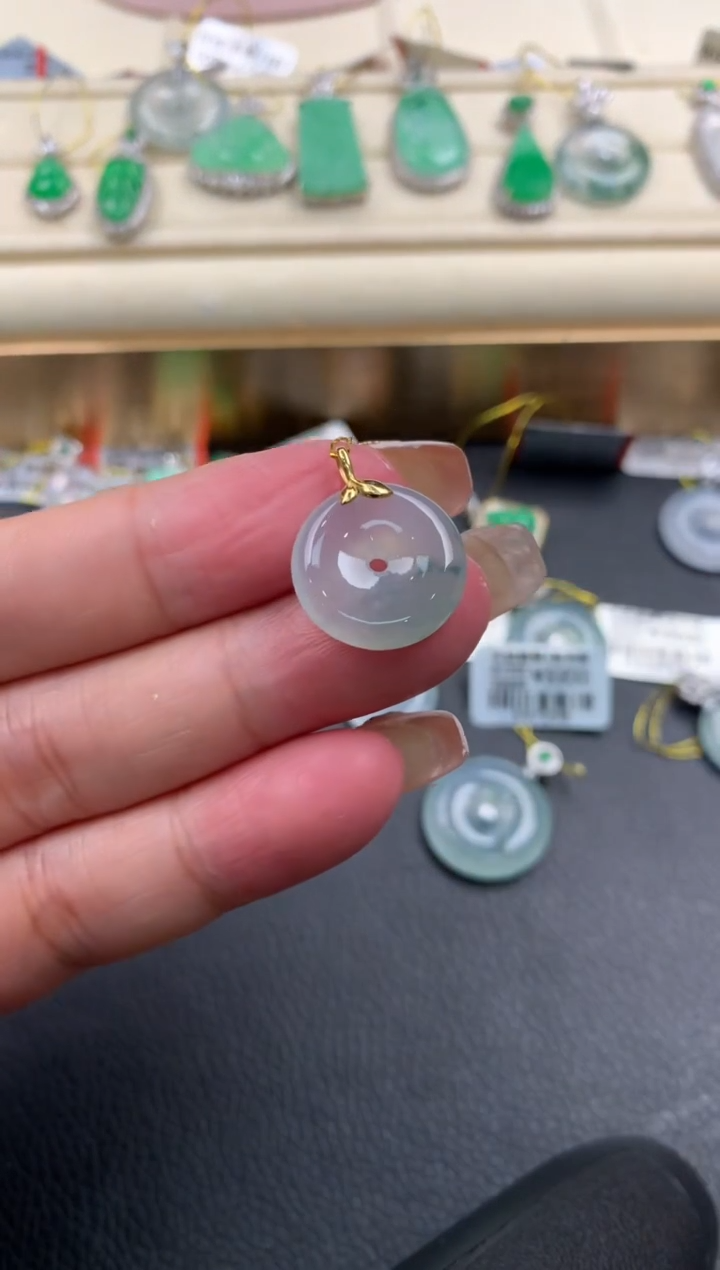 【闪购商品】翡翠颈饰18K金镶嵌Q208      