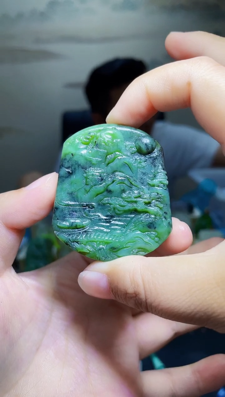 颈饰未镶嵌和田玉1