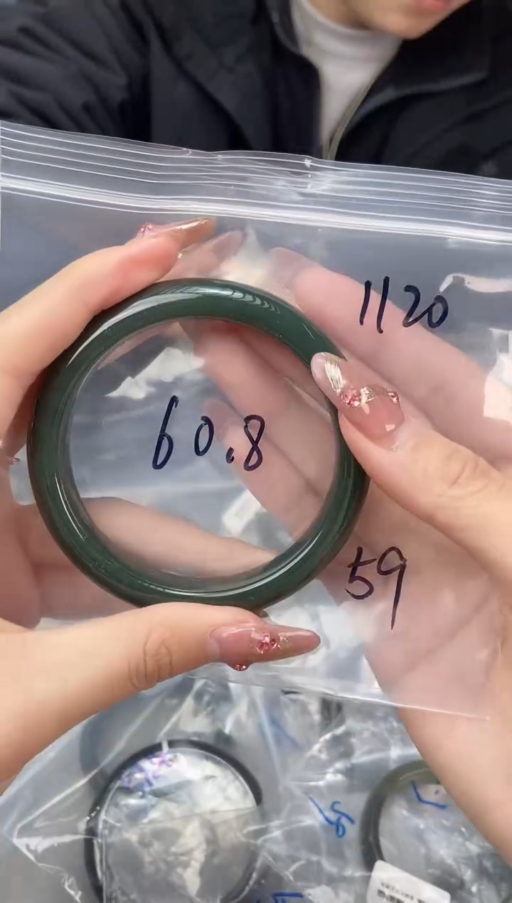 【闪购商品】和田玉手镯未镶嵌天然和田玉手镯1120