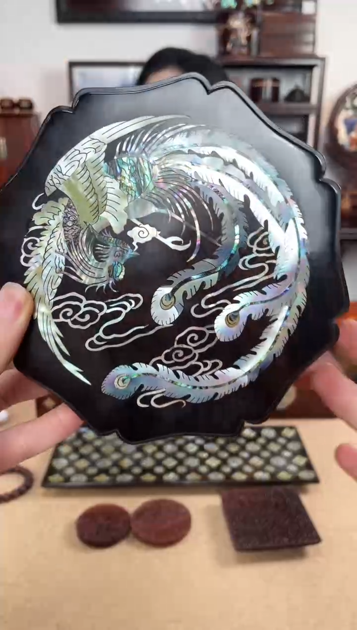 黑酸枝木类成套家具螺钿八角盒