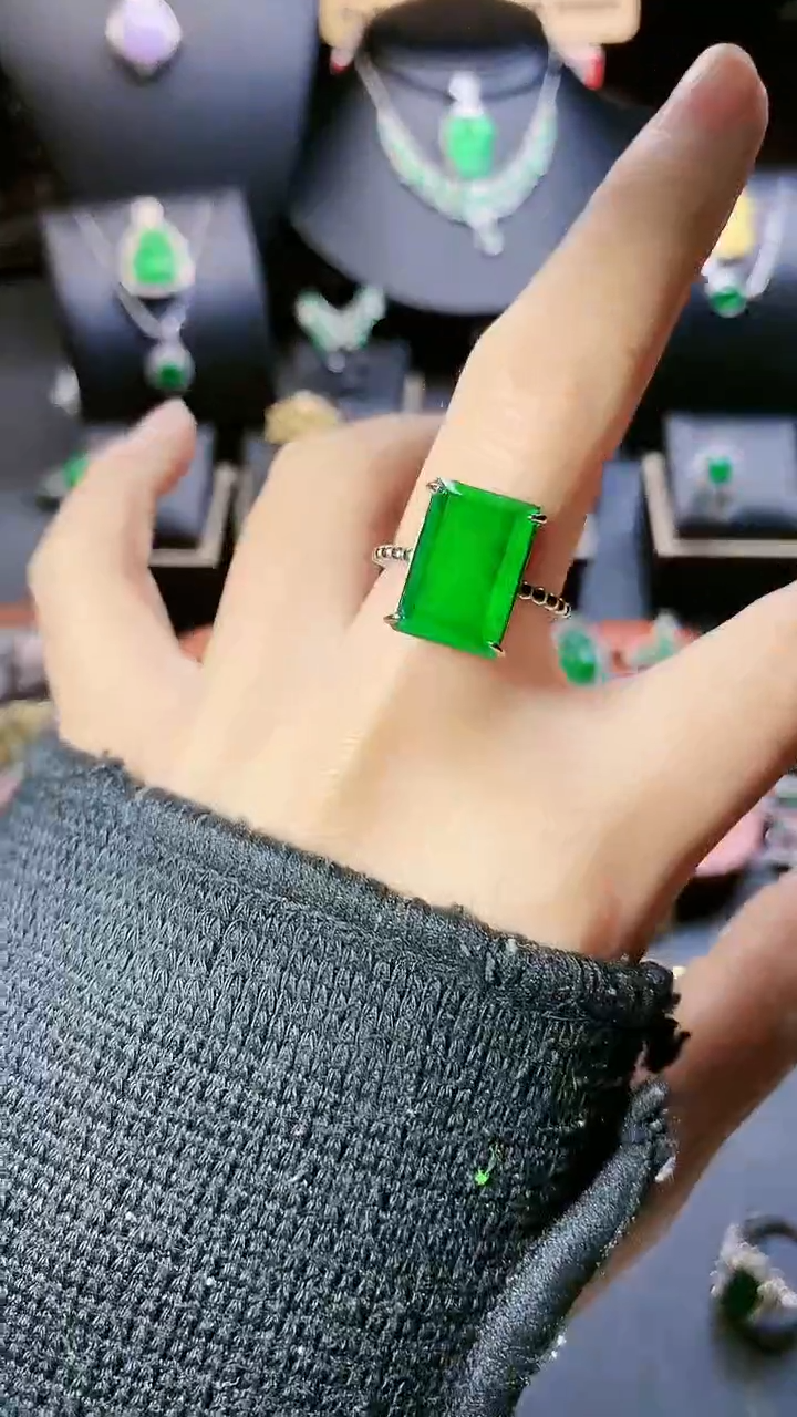 【闪购商品】翡翠戒指银S925镶嵌戒指