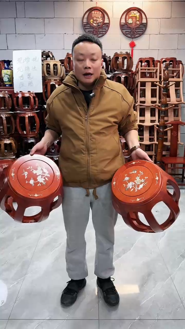 【闪购商品】花梨木类家具西非花梨木印花花梨色大号鼓凳一对