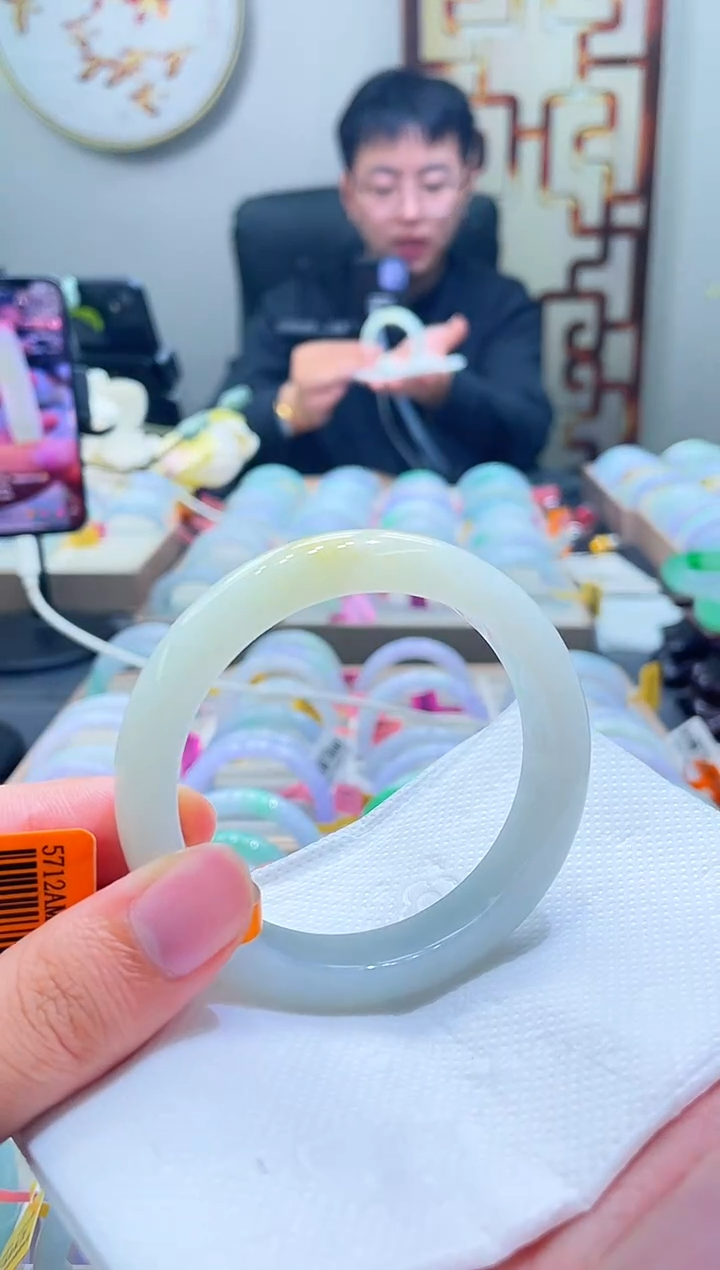 未镶嵌手镯翡翠221-57