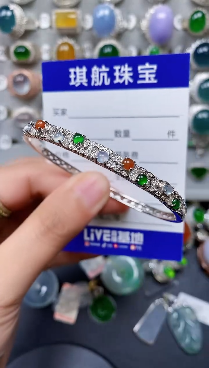 【闪购商品】翡翠手镯银S925镶嵌0440