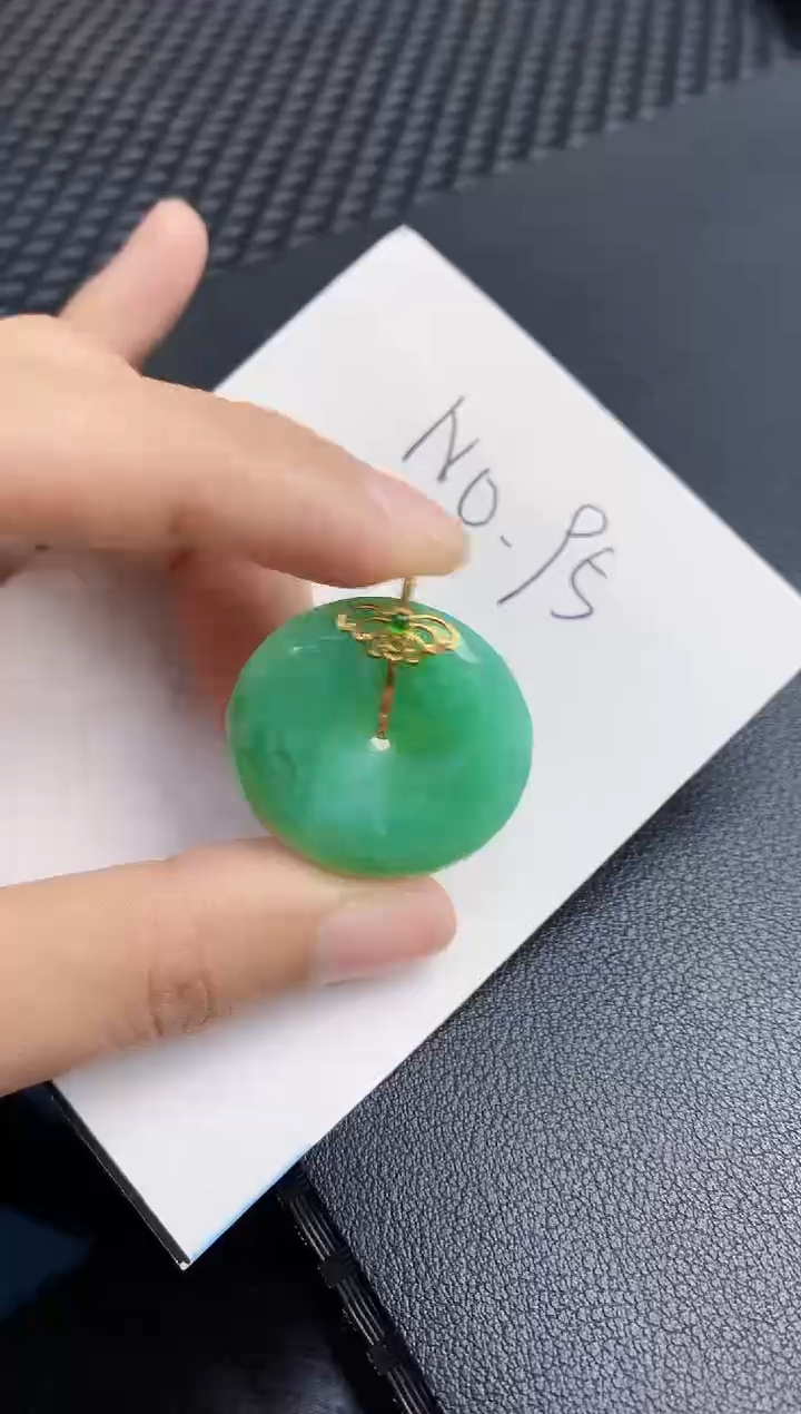 【闪购商品】翡翠颈饰18K金镶嵌000000000