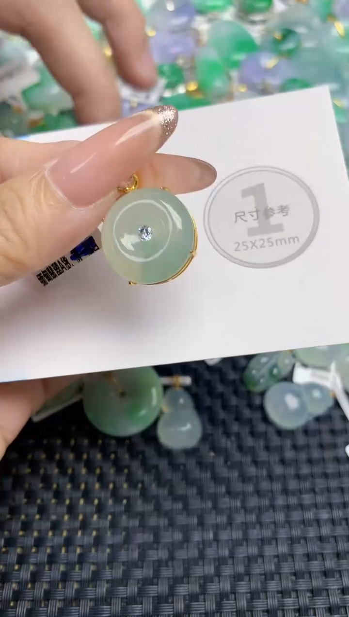 颈饰未镶嵌翡翠天然缅甸A货翡翠百元以上9元证书费自理