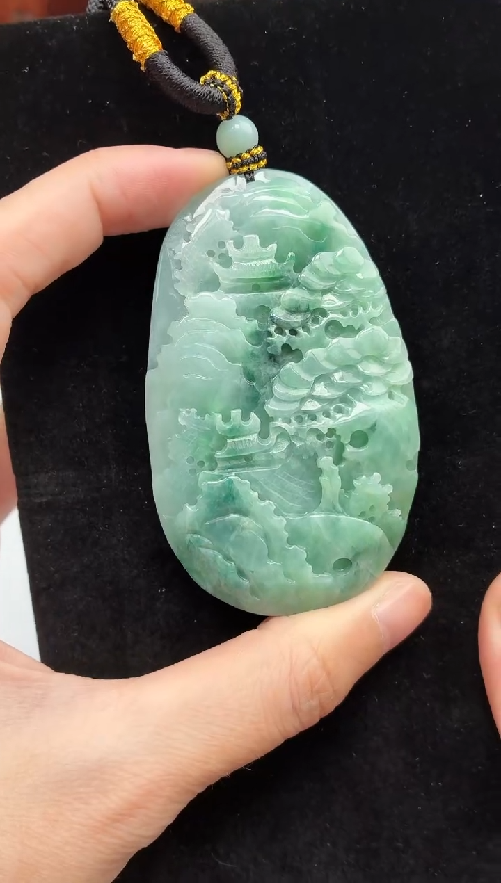 颈饰未镶嵌翡翠牌子