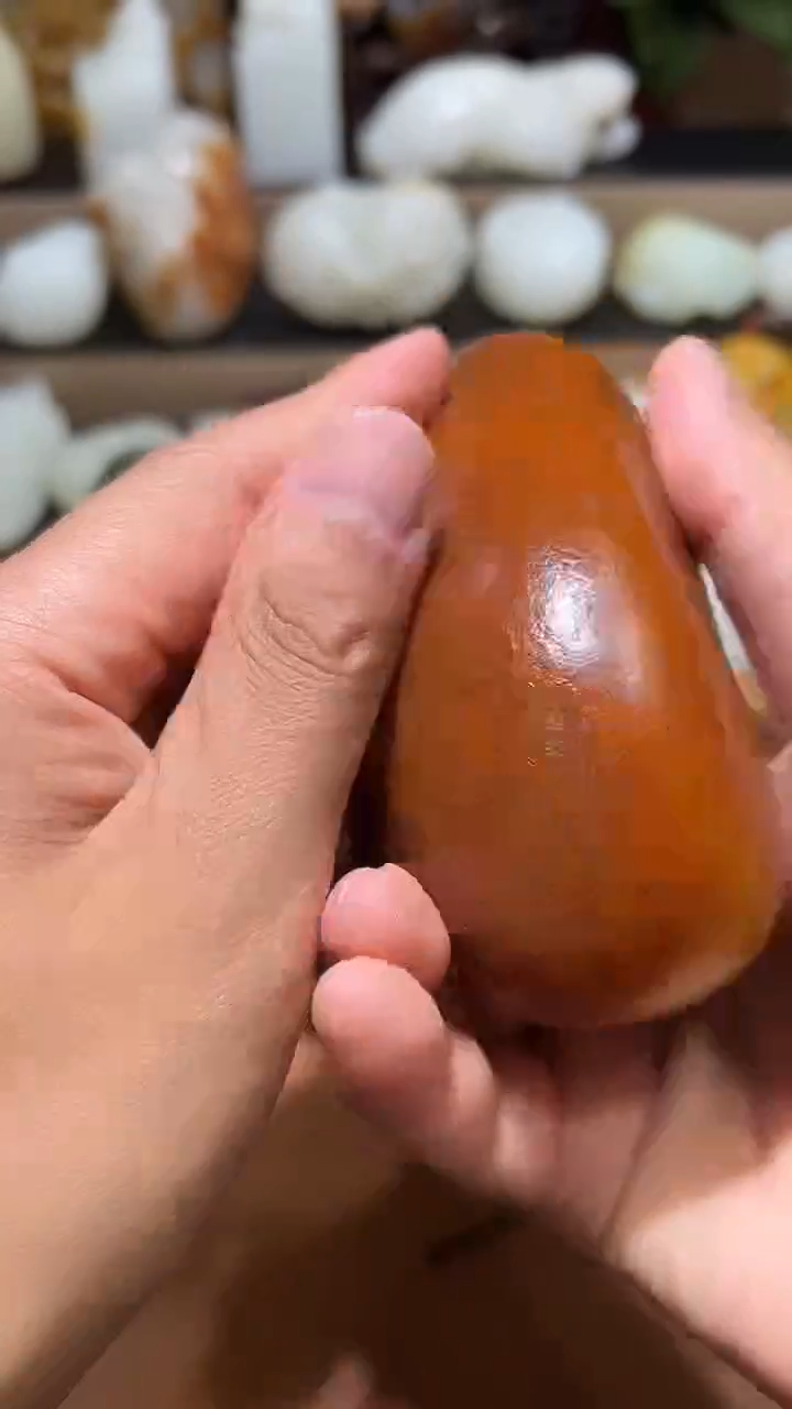 未镶嵌和田玉把件1****空和田玉2