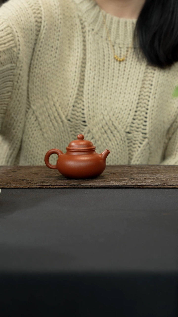 【闪购商品】紫砂茶壶红降坡容天壶150cc（内推）