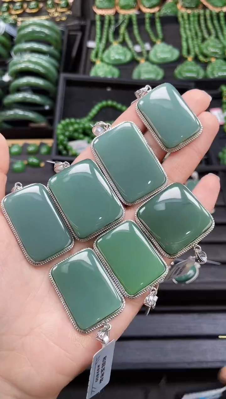 【闪购商品】和田玉吊坠银S925镶嵌多样性发一