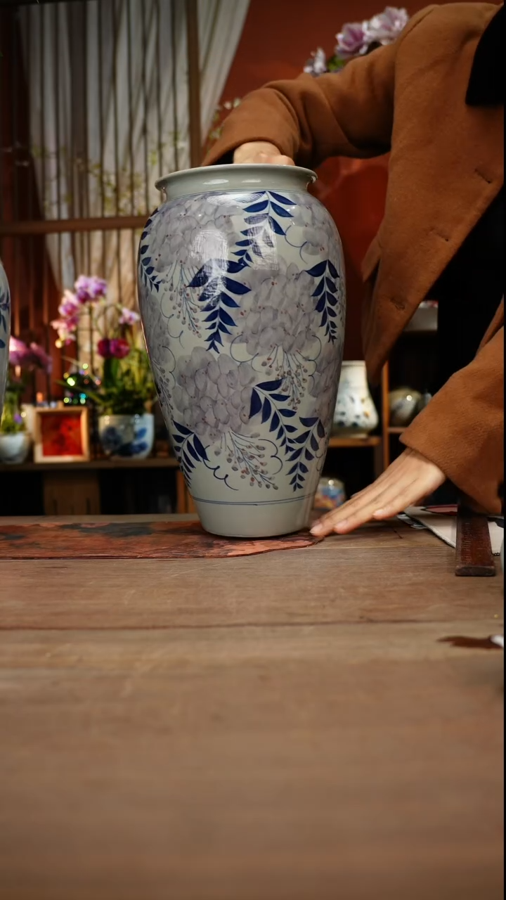 当代高温釉下彩手绘陶瓷餐具