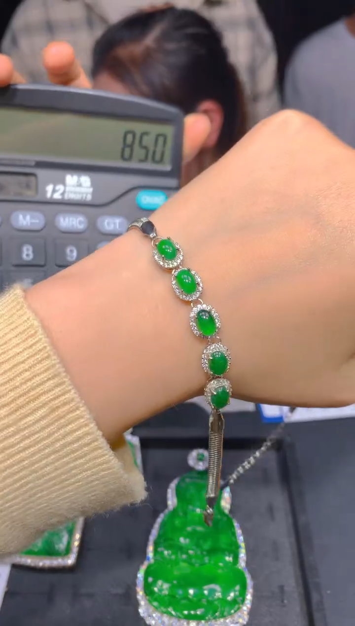 【闪购商品】定制翡翠未镶嵌240多样性发货（发其一）