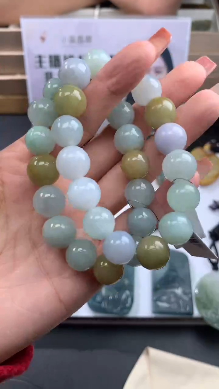 【闪购商品】定制翡翠未镶嵌不退不换随机发CMH1件-A