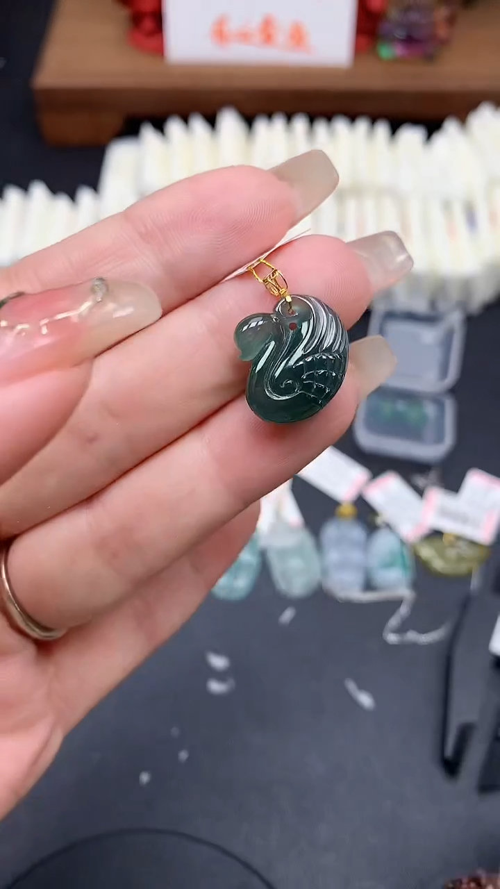 【闪购商品】翡翠吊坠(不含链)18K金镶嵌MS155980