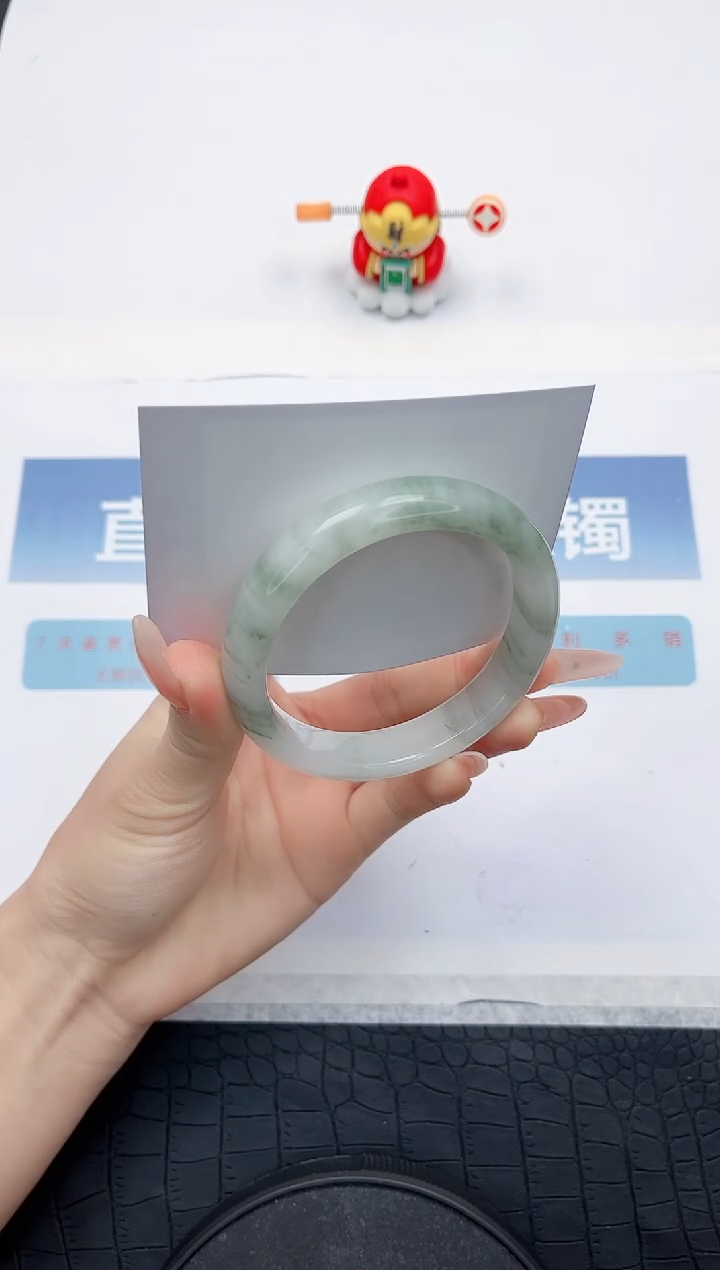 【闪购商品】石英质玉手镯未镶嵌L1-58.3