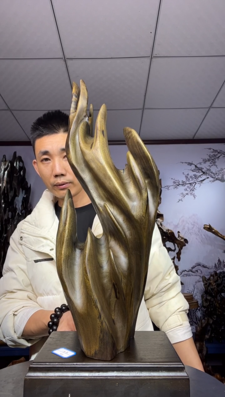 金丝楠木雕款沐****4金丝楠木工艺品摆件