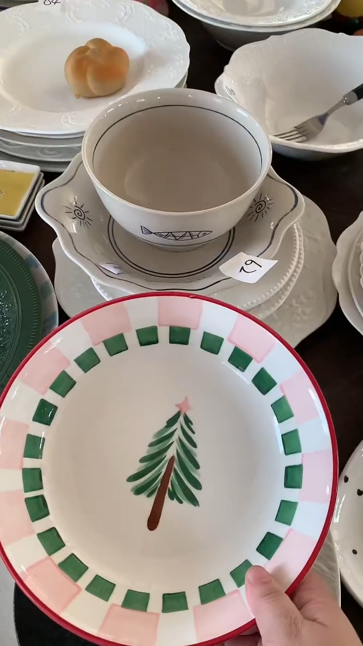 微瑕欢乐鱼（5.8寸双鱼面碗+双耳9寸盘）+圣诞树8.5寸深盘