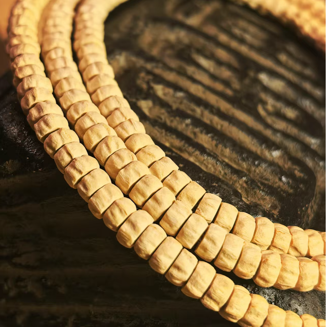 精工红皮老料柏香籽药片高油高密原皮原色规整度高油性足牛津红