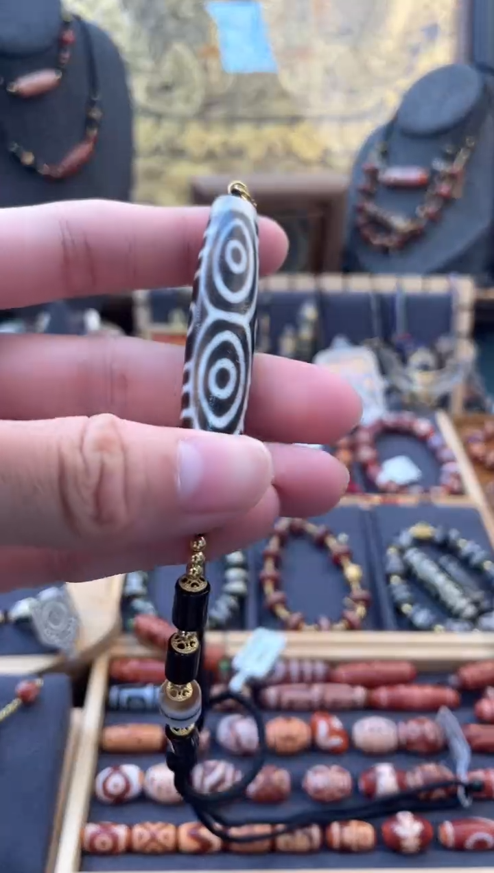 玛瑙/玉髓颈饰未镶嵌黑白龙六锁骨链