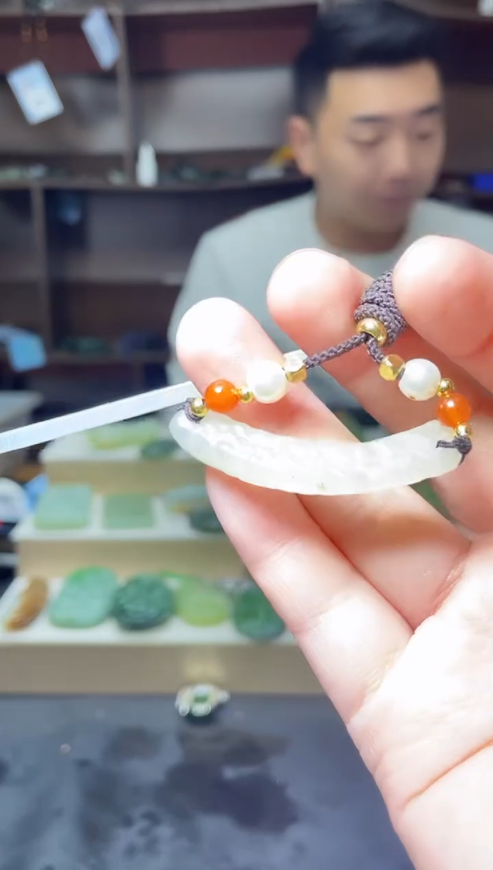 【闪购商品】和田玉颈饰未镶嵌1