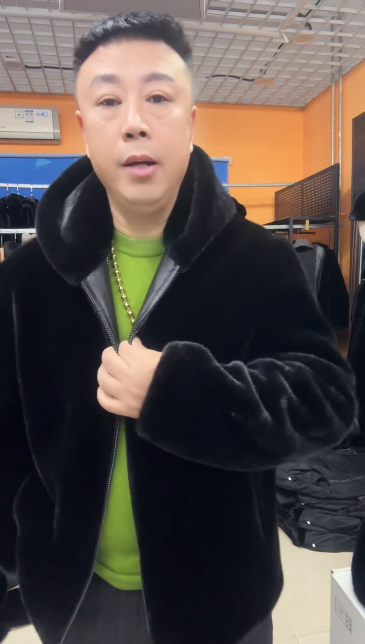 男款帽2XL  145斤