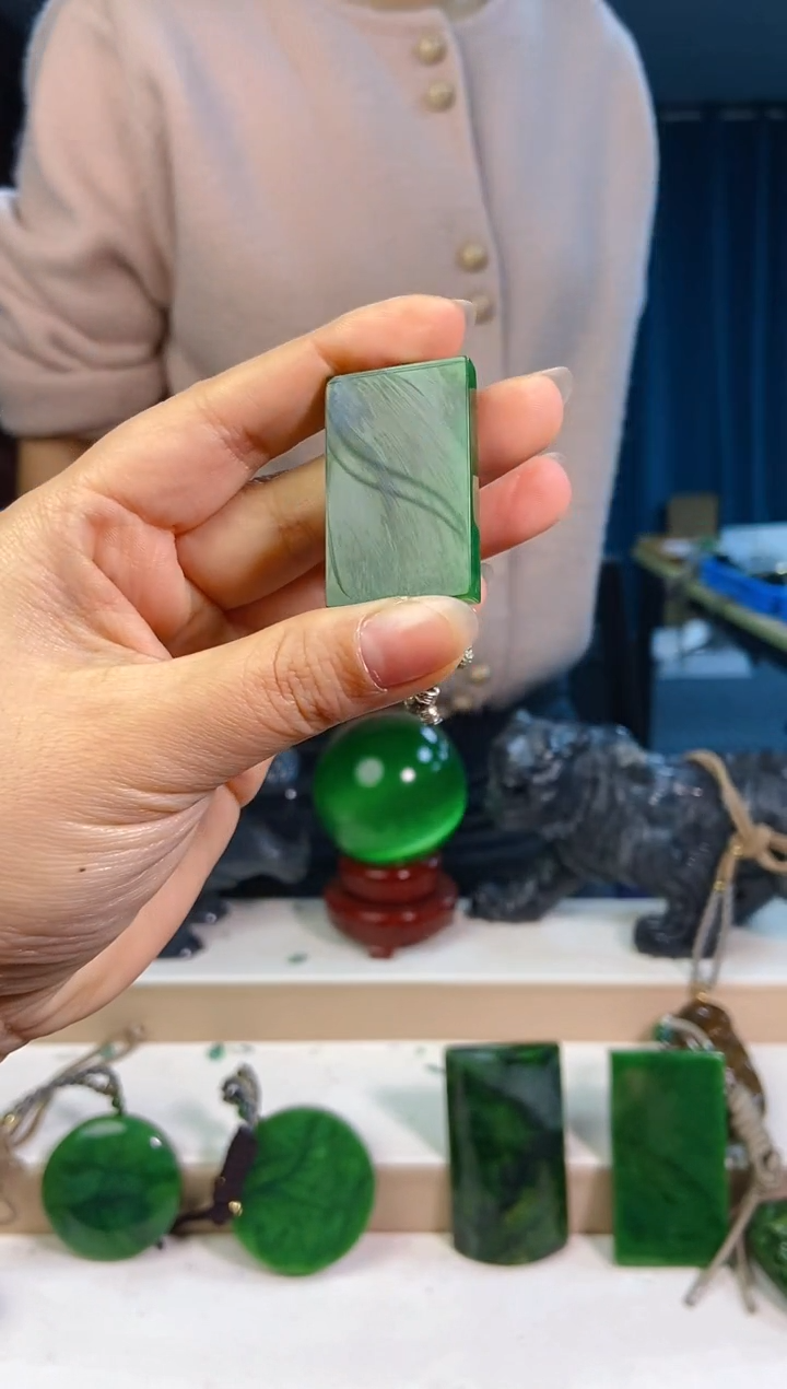【闪购商品】和田玉未镶嵌挂件1