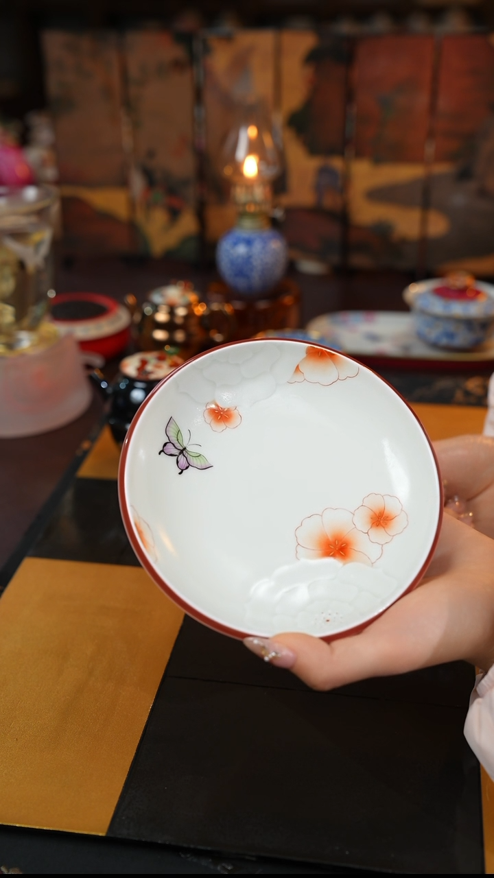 【闪购商品】景德镇手工手绘三秋月蝴蝶浮雕壶承