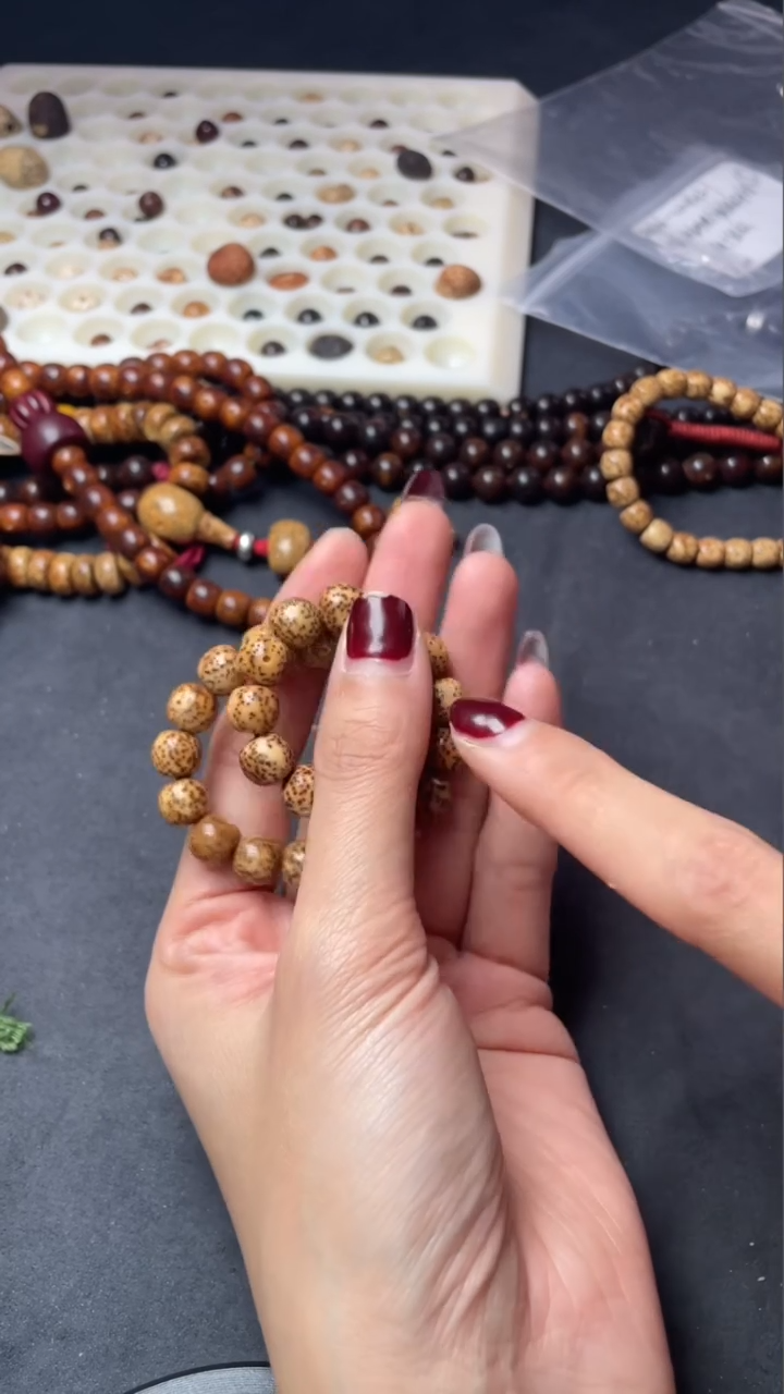 【闪购商品】星月菩提手串精工级陈籽星月桶珠9*8手串