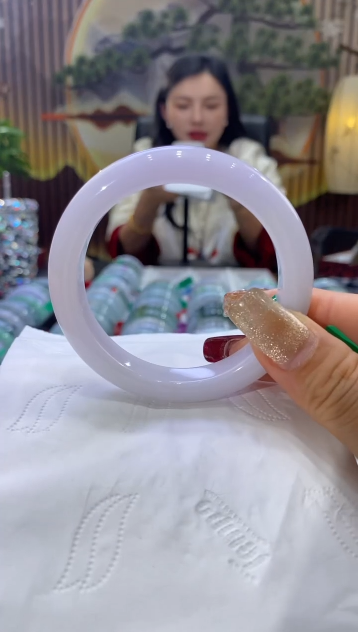 【闪购商品】翡翠手镯未镶嵌多人09813