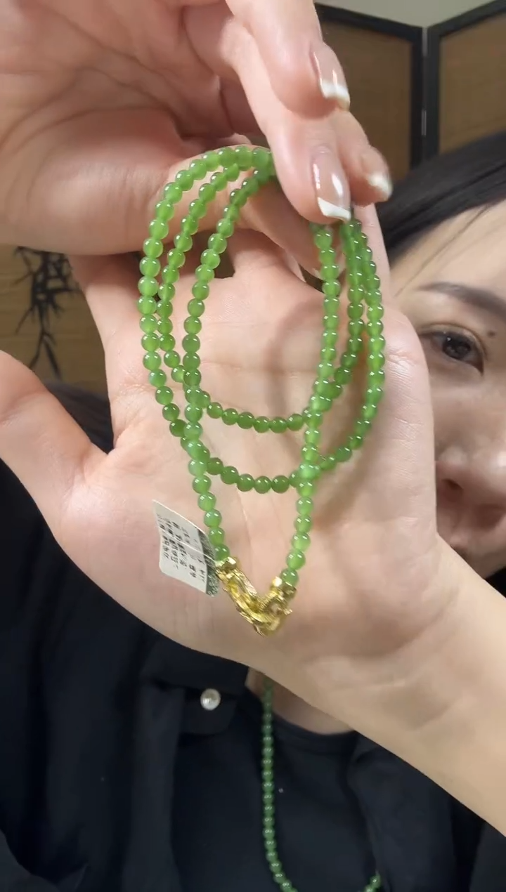 颈饰未镶嵌和田玉（碧玉）4苹果绿无矿毛衣链