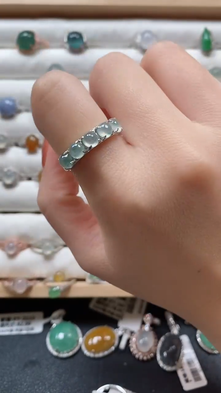 【闪购商品】翡翠戒指银S925镶嵌一物一证一礼盒