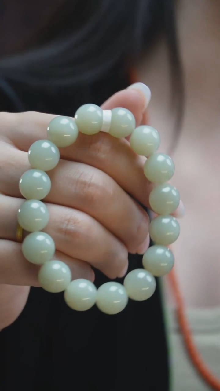 未镶嵌手串和田玉C6